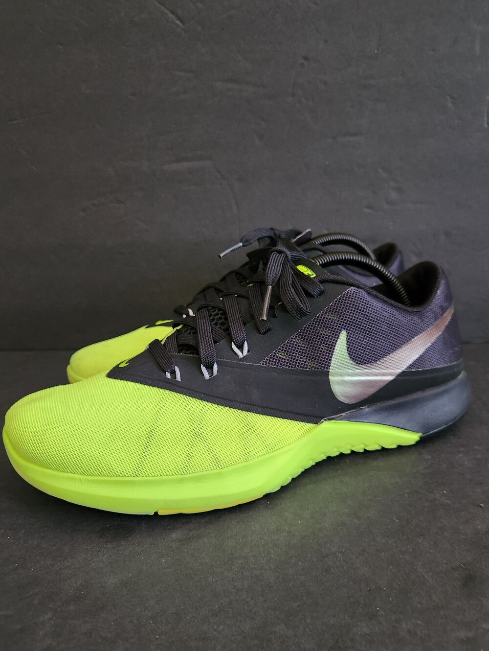 Nike FS Lite Trainer 4 Mens Size 9.5